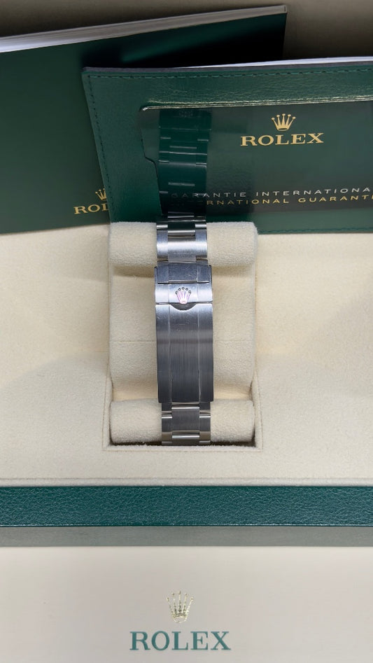 ROLEX SUBMARINER DATE (2022) 126610LN - 41MM